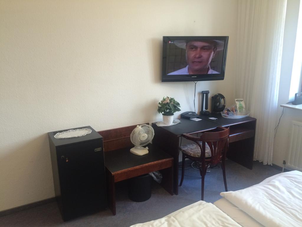 Hotel Aris Sarstedt Rom bilde